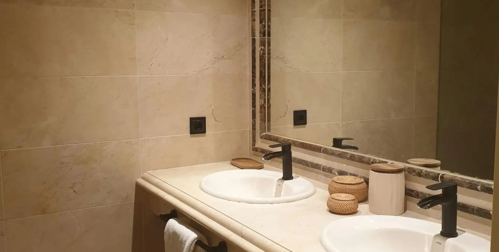 Sale of middle floor apartment in Nagüeles 14