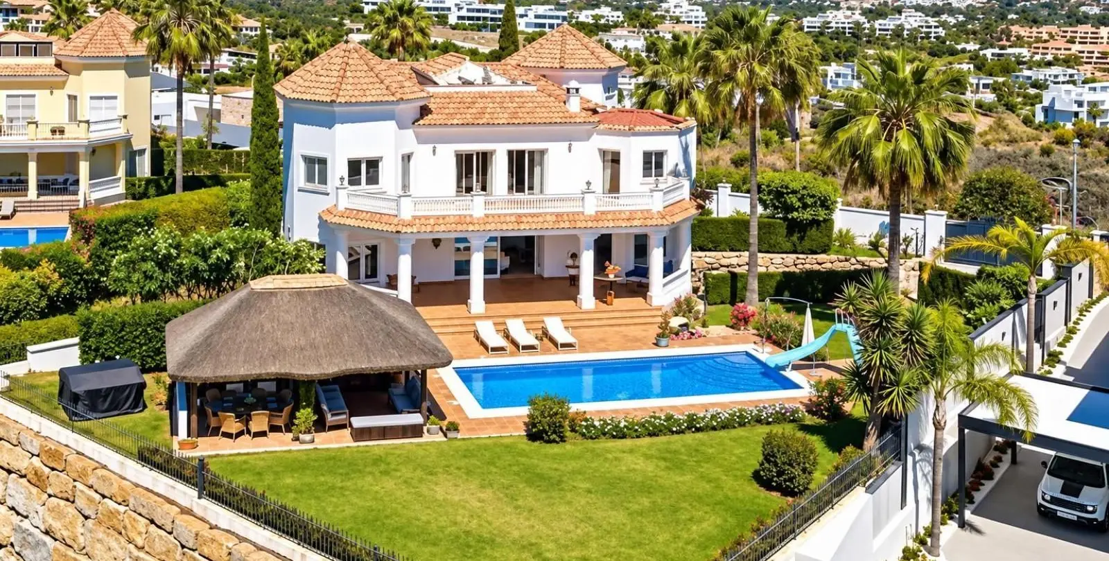 Sale of detached villa in Benahavís 1