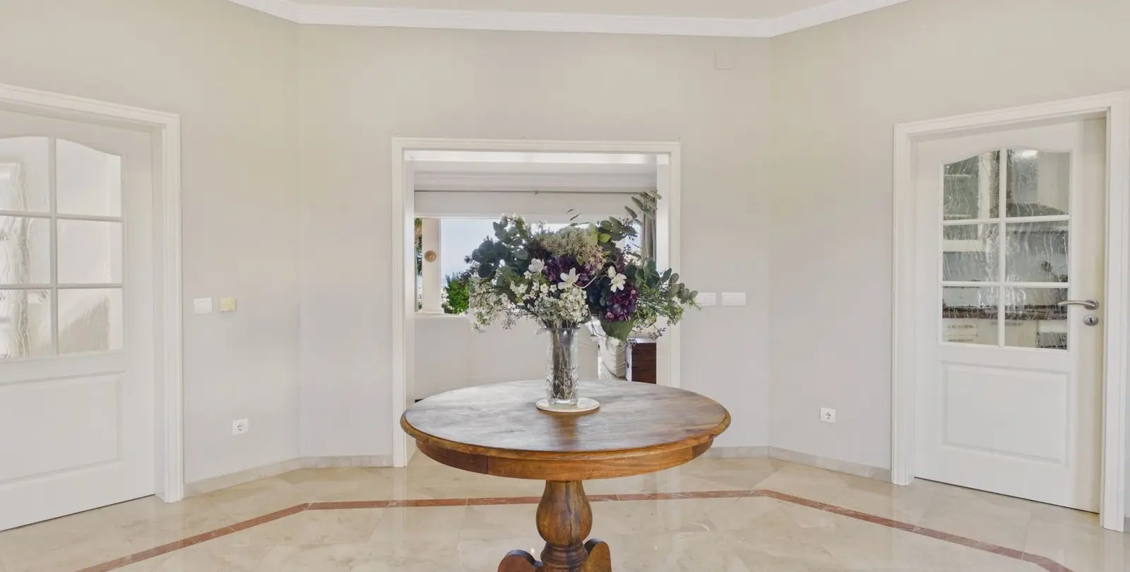 Sale of detached villa in Benahavís 10