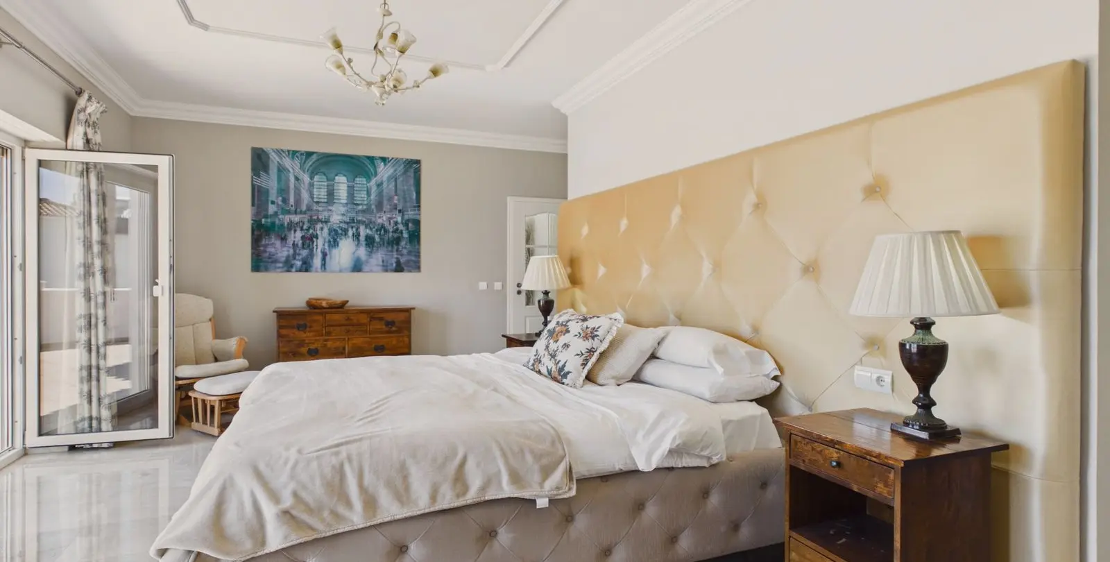 Sale of detached villa in Benahavís 23