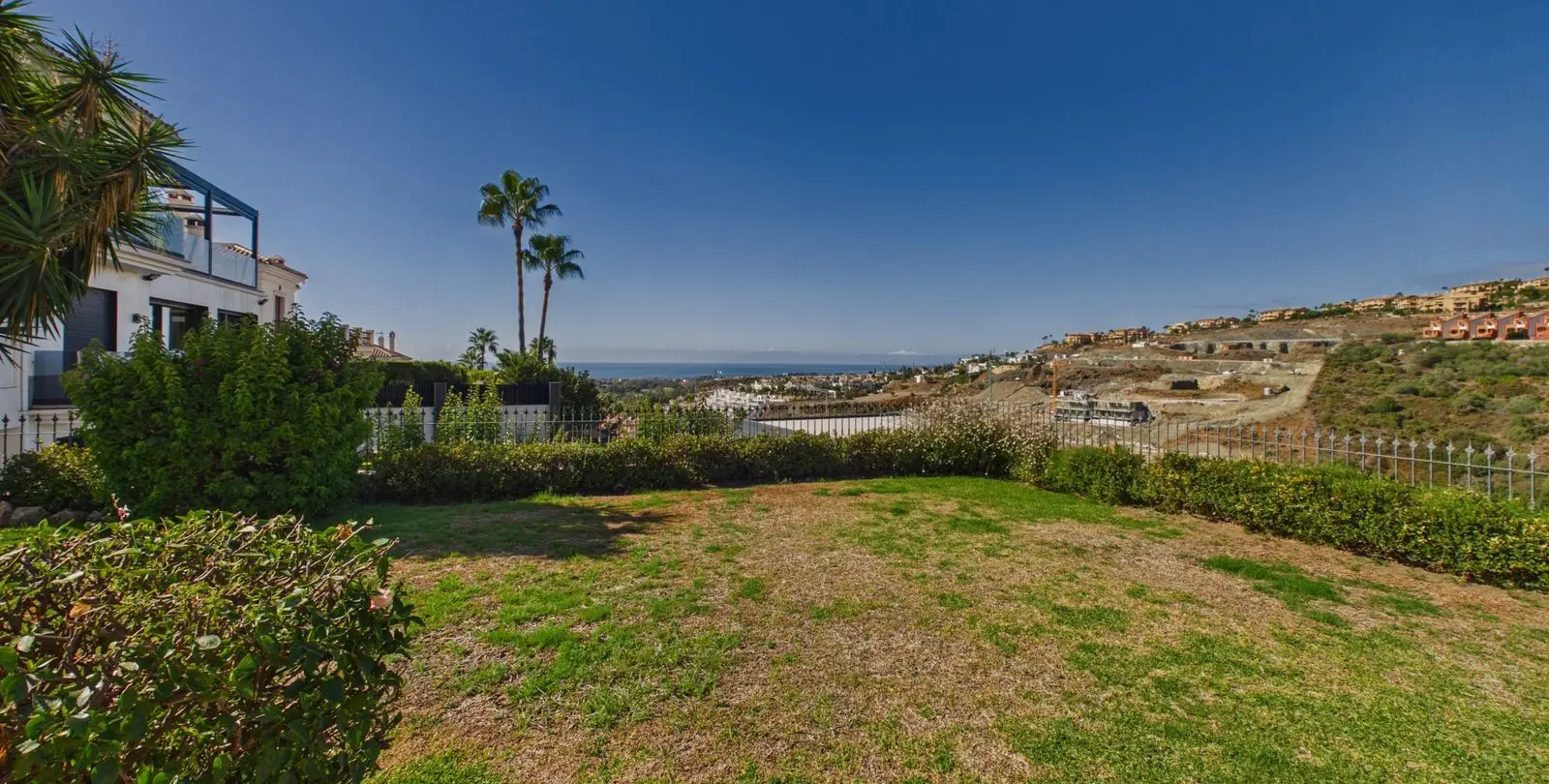 Sale of detached villa in Benahavís 28
