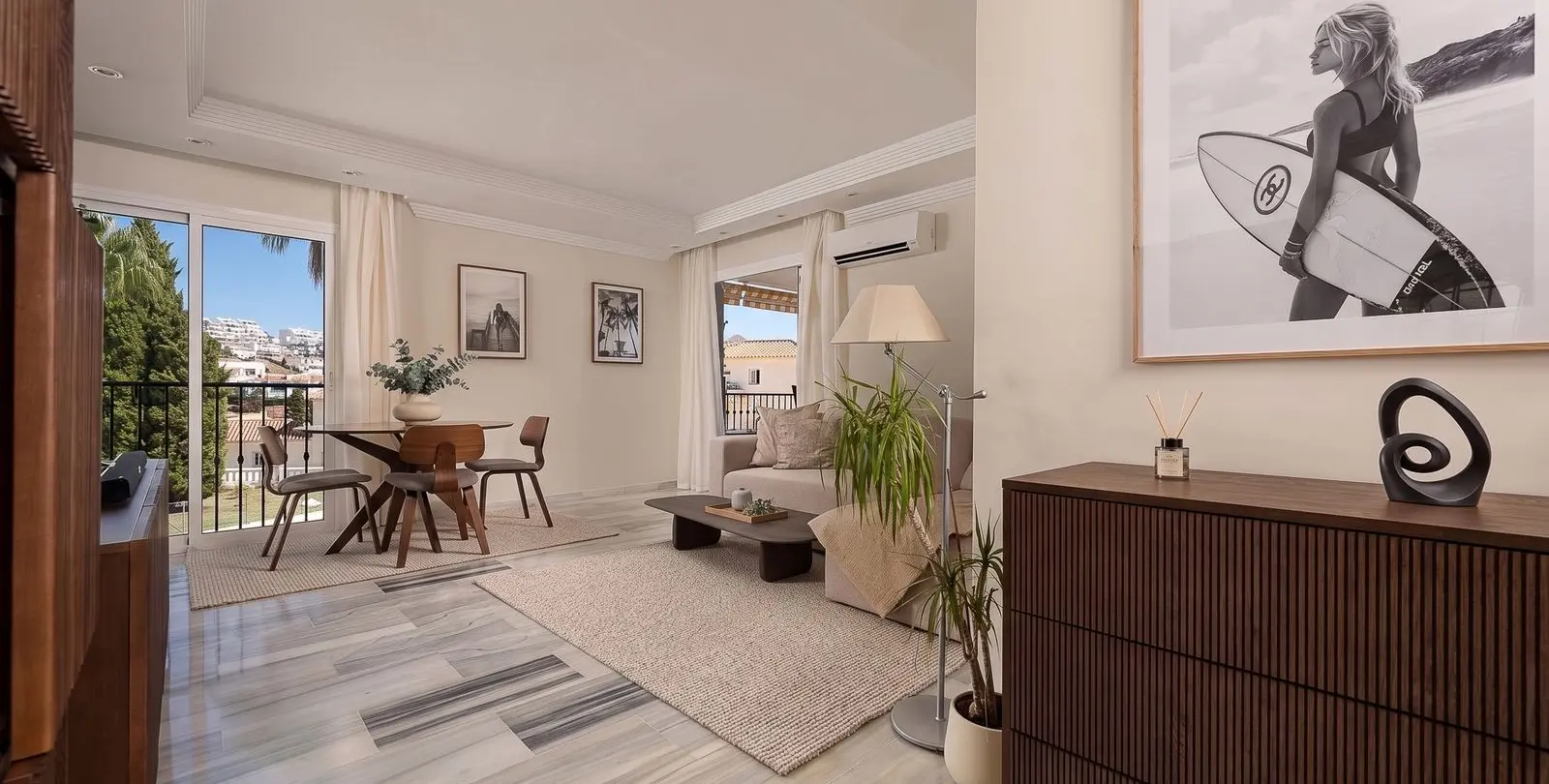Venta de apartamento en planta media en Riviera del Sol 1