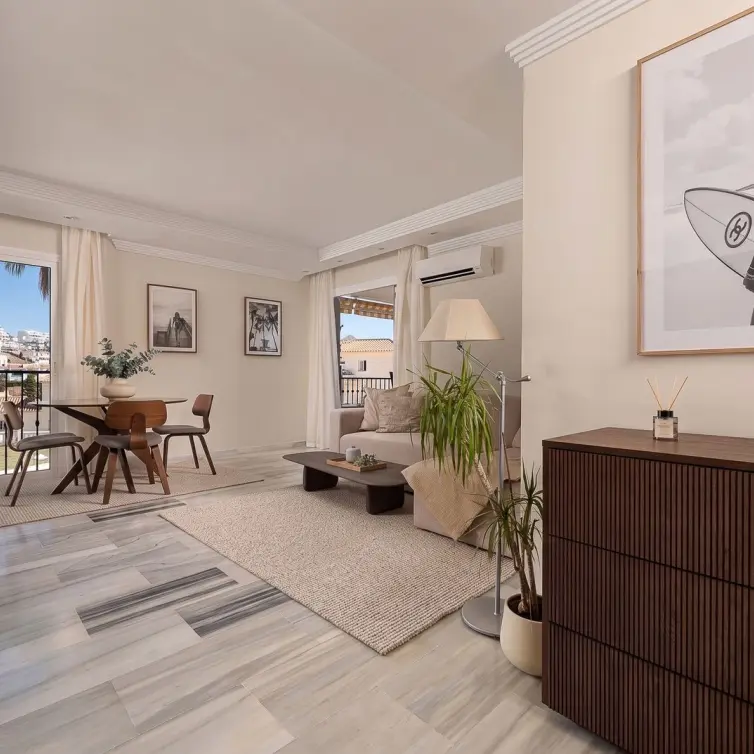 Venta de apartamento en planta media en Riviera del Sol