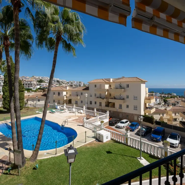 Venta de apartamento en planta media en Riviera del Sol