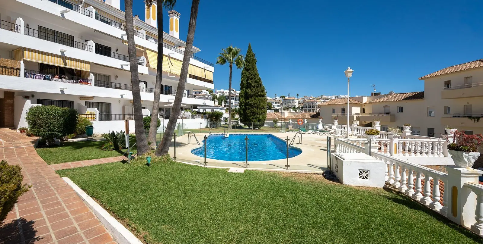 Venta de apartamento en planta media en Riviera del Sol 7