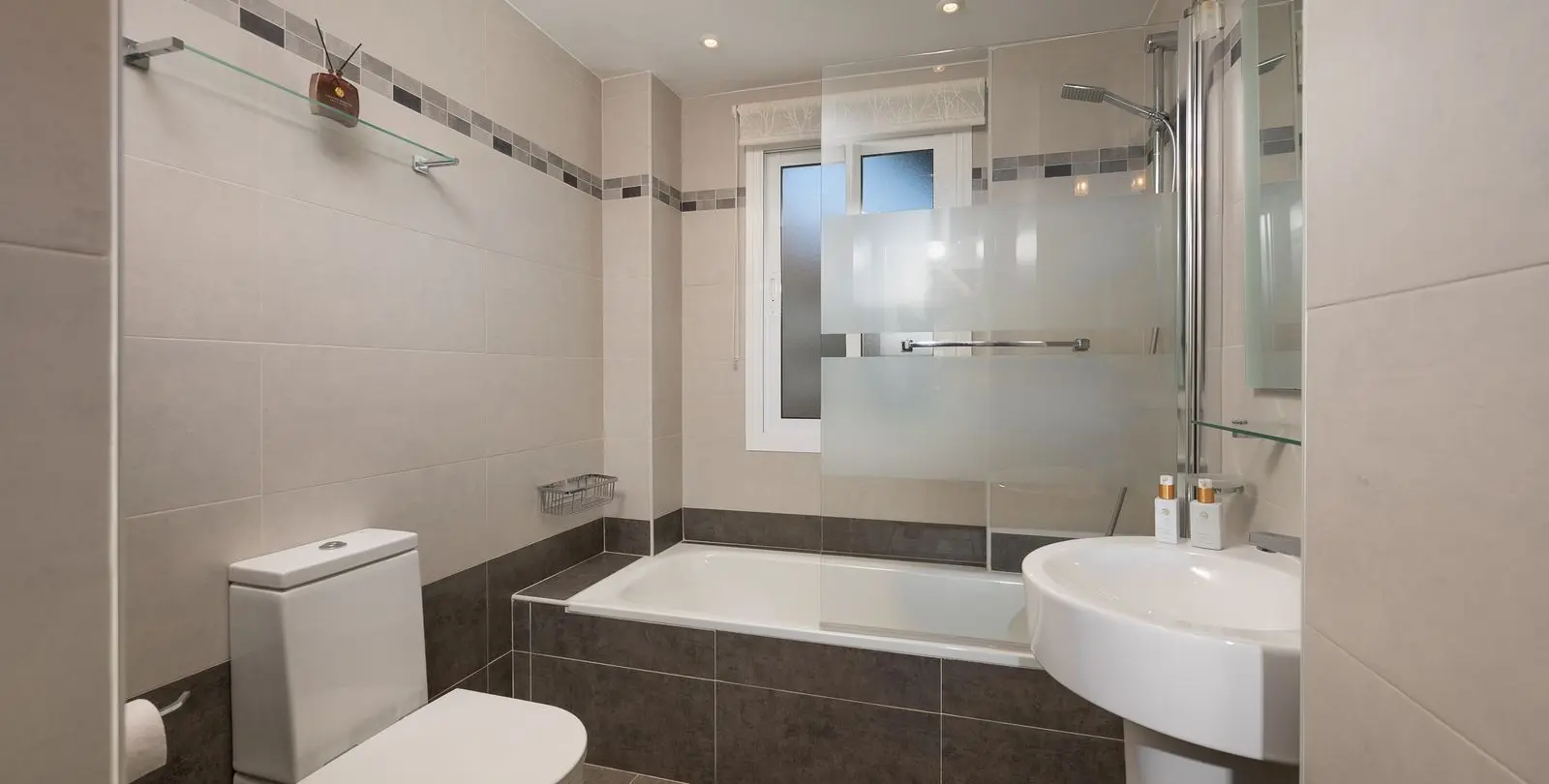 Venta de apartamento en planta media en Riviera del Sol 12