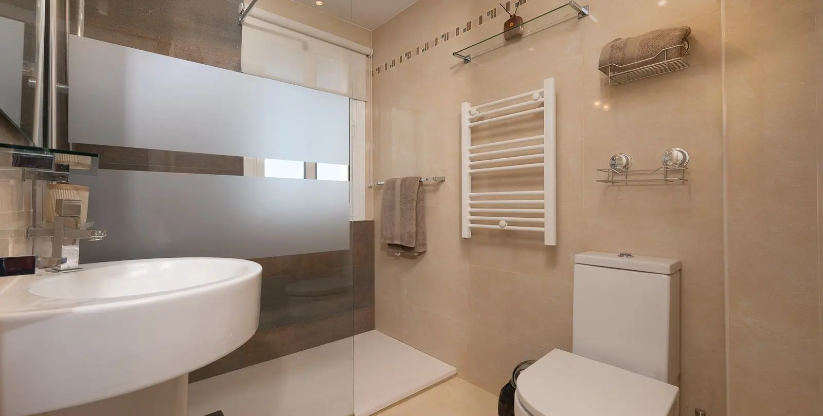 Venta de apartamento en planta media en Riviera del Sol 14