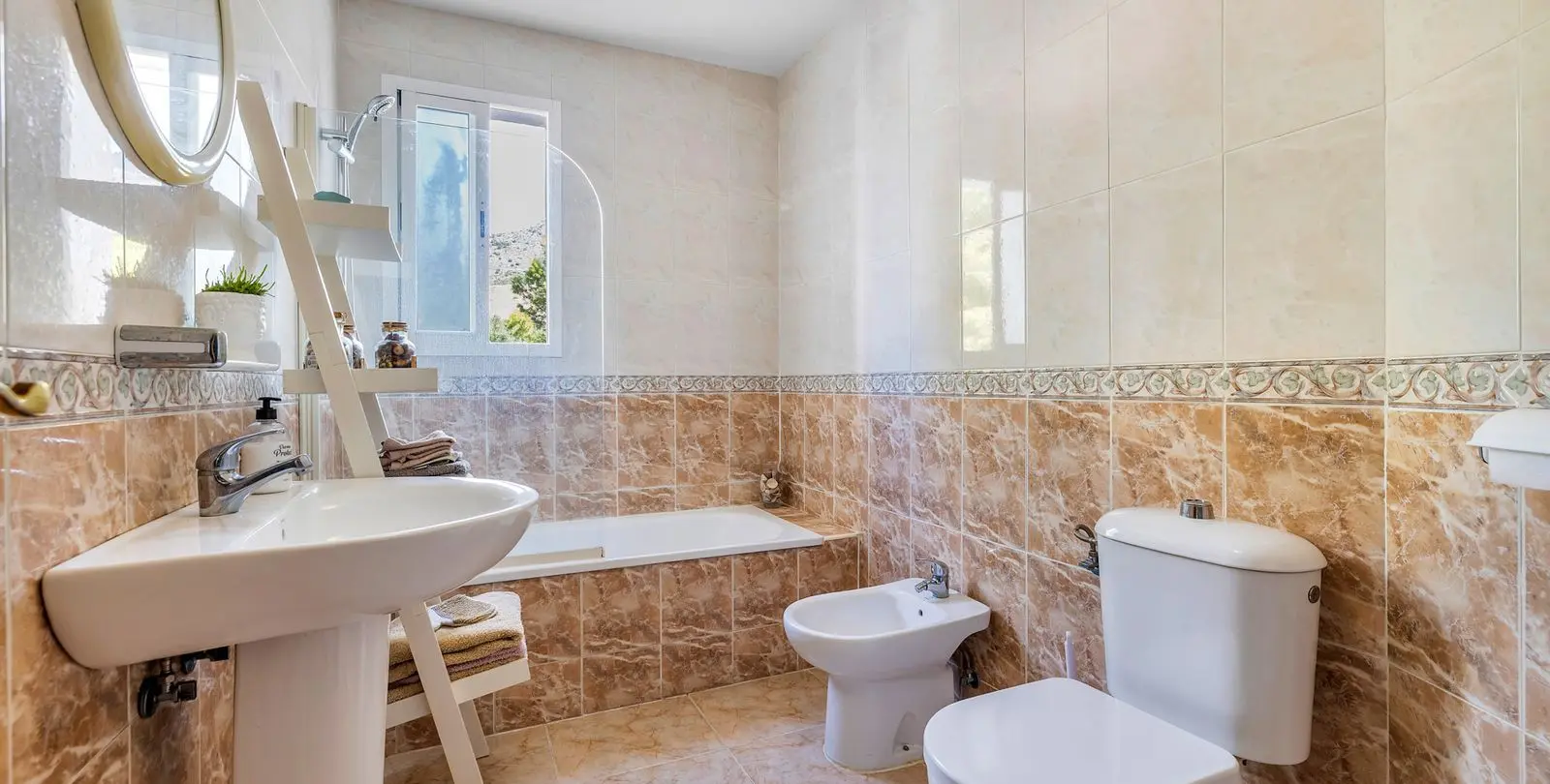 Продажа апартаментов на среднем этаже в Benalmadena 22