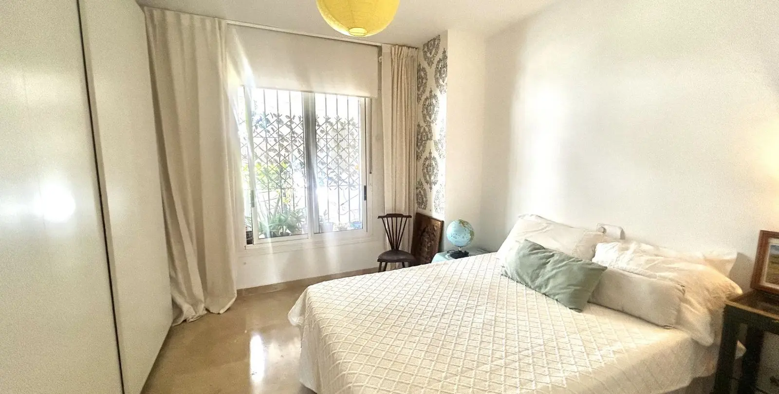 Sale of middle floor apartment in Guadalmina Alta 10