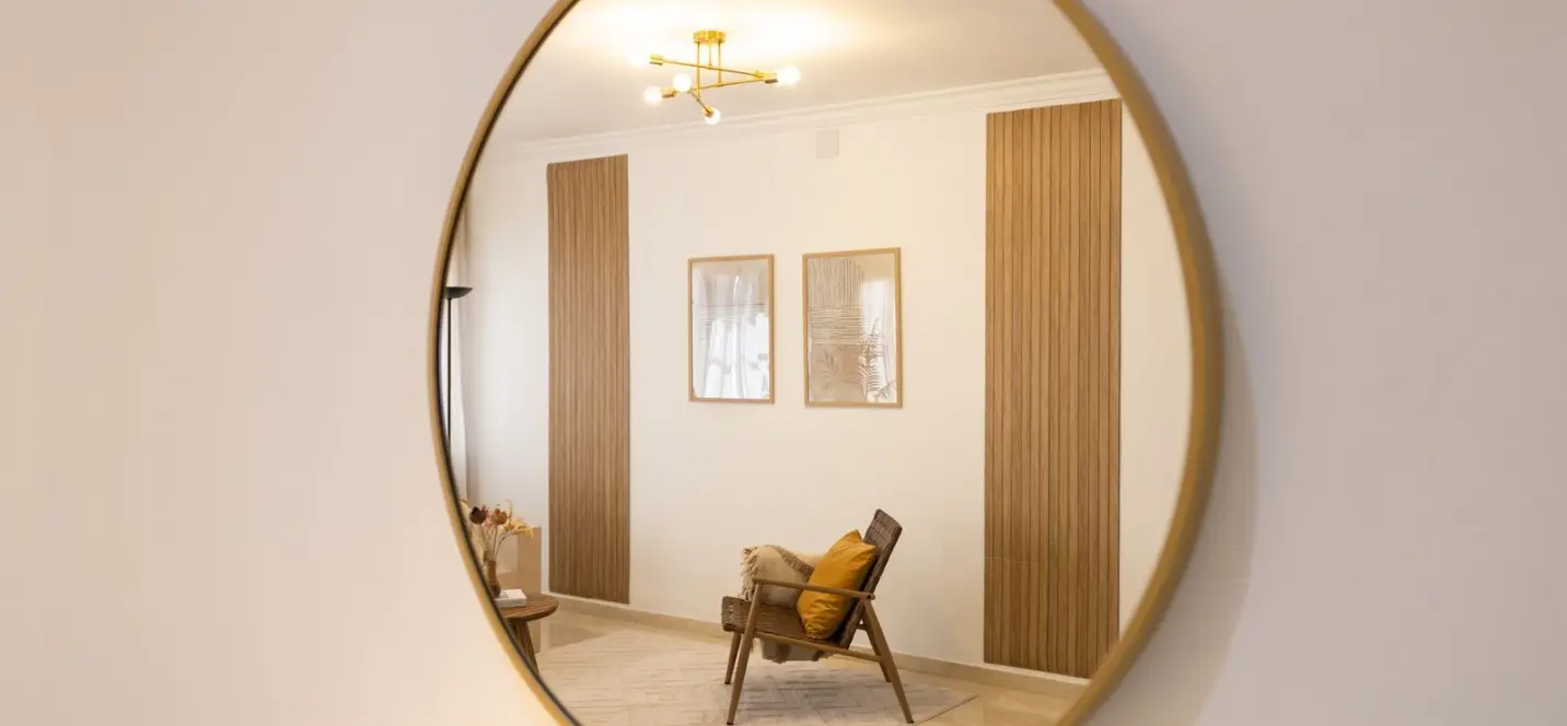 Sale of middle floor apartment in Puerto Banús 4