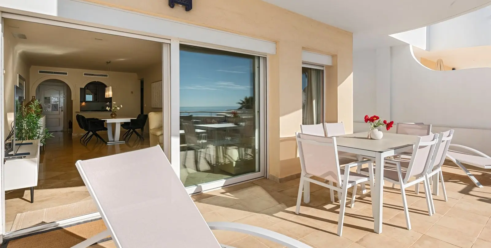 Продажа апартаментов на первом этаже в Estepona 22