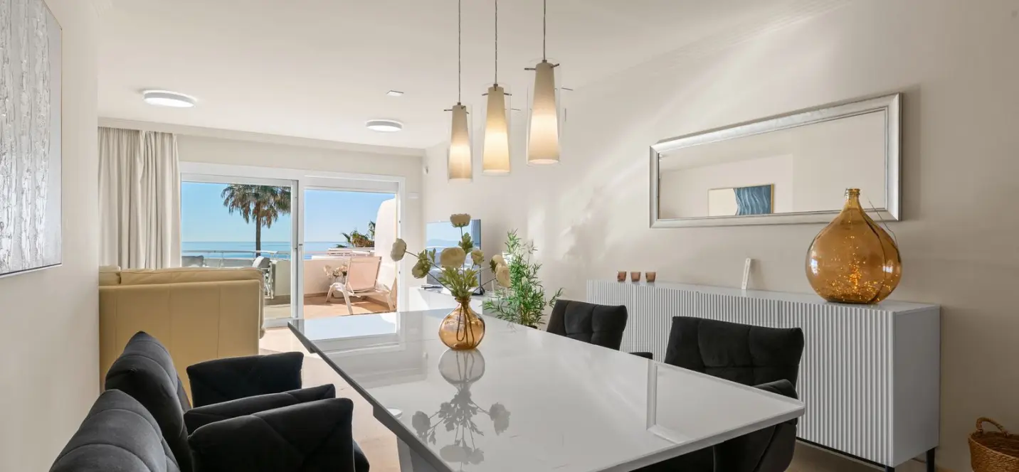 Venta de apartamento en planta baja en Estepona 3