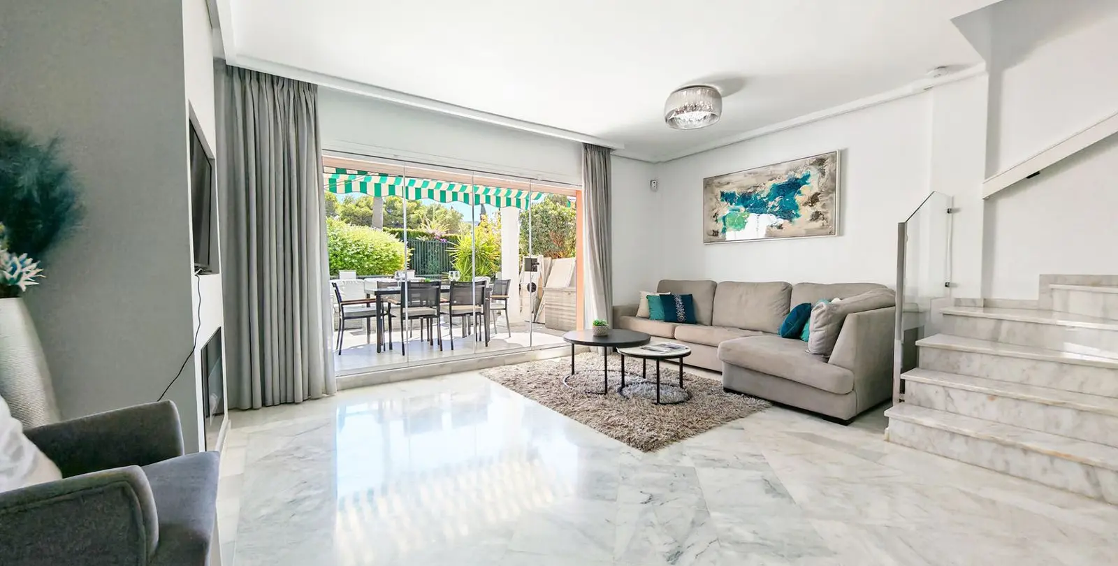 Sale of townhouse in Cabopino 2