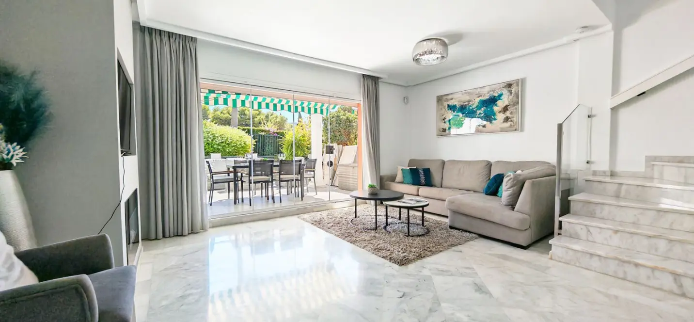 Sale of townhouse in Cabopino 1