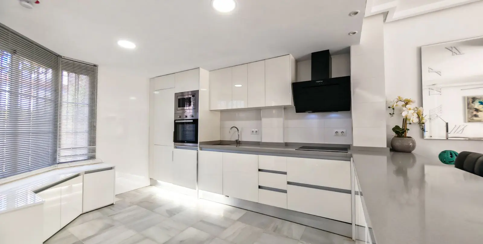 Sale of townhouse in Cabopino 8