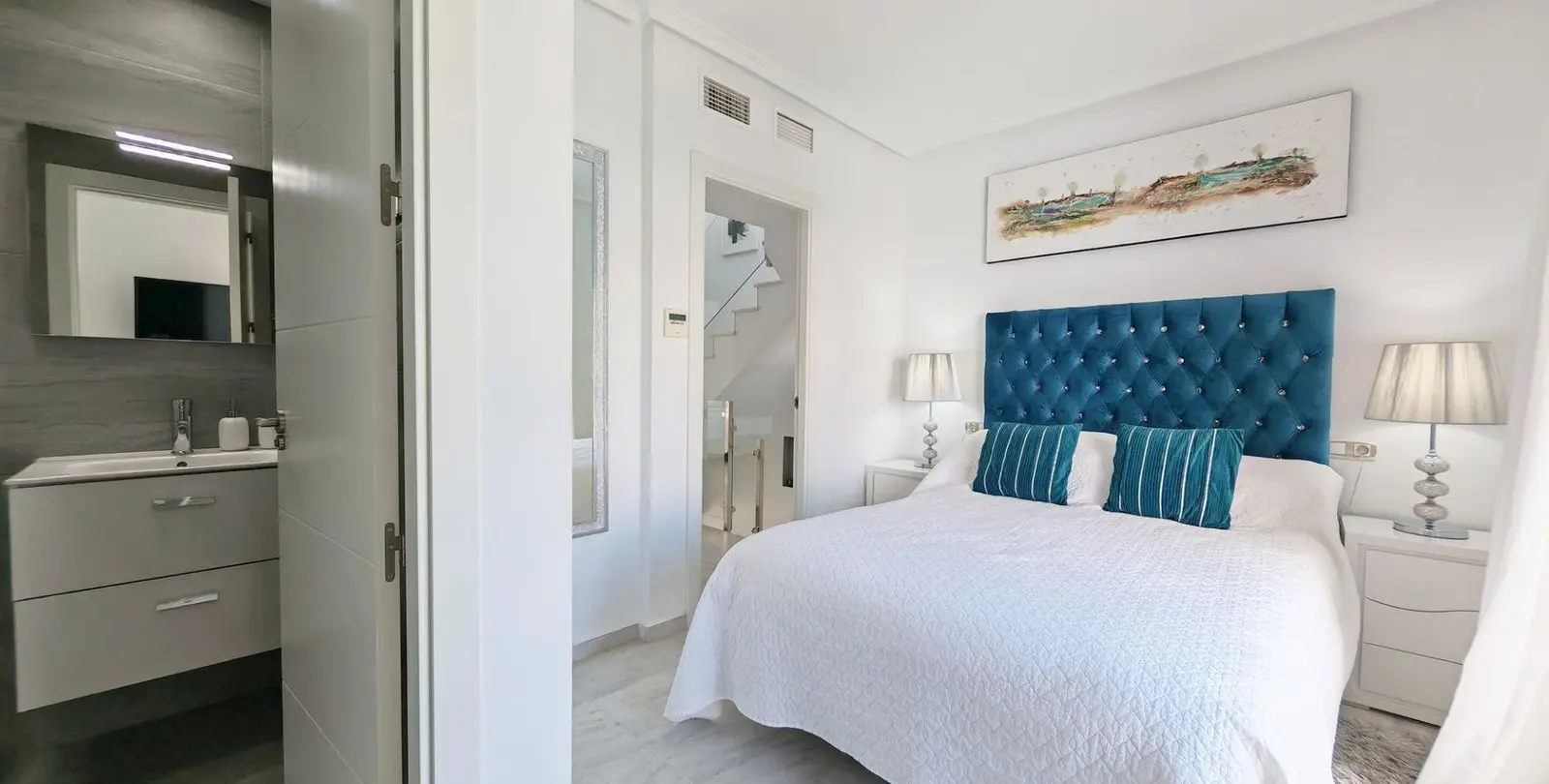 Sale of townhouse in Cabopino 13