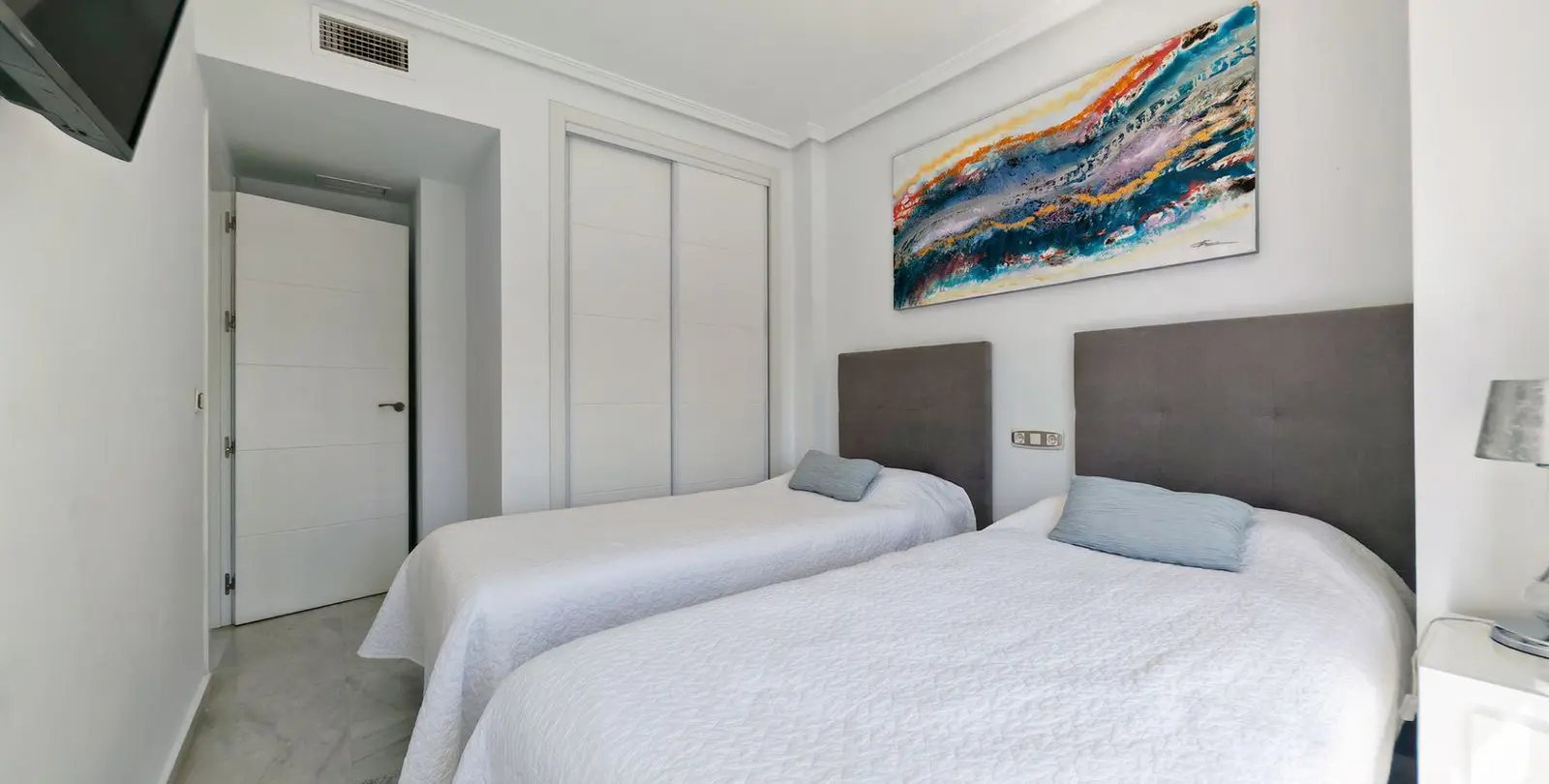 Sale of townhouse in Cabopino 20