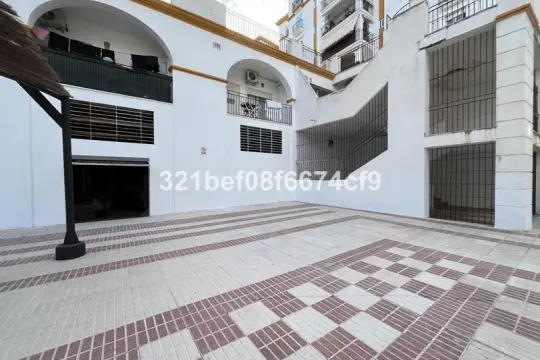 Image 4 thumb