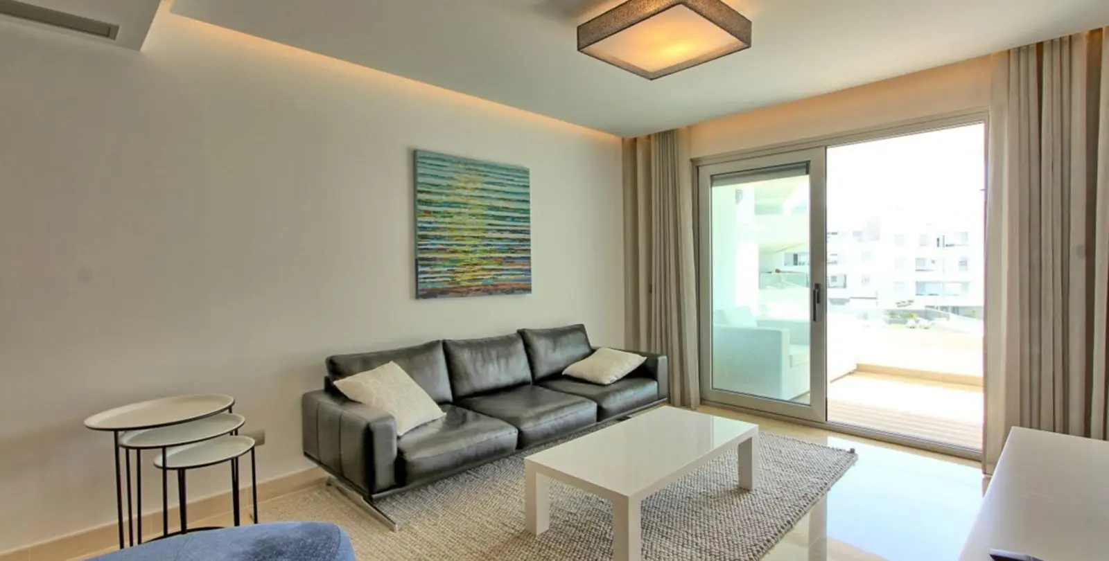 Sale of middle floor apartment in San Pedro de Alcántara 7