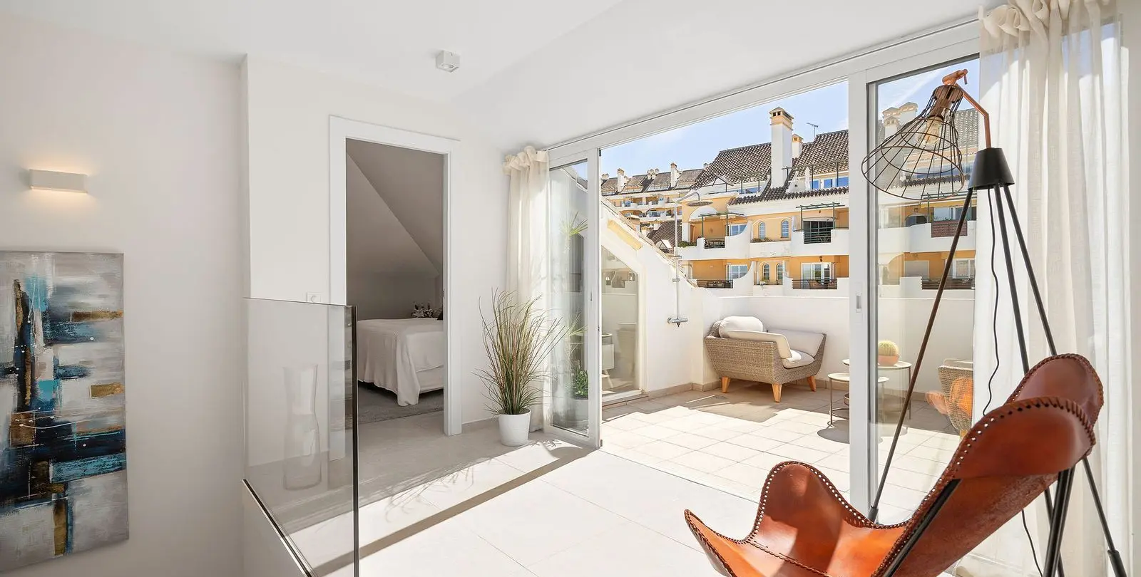 Sale of penthouse duplex in Nueva Andalucía 16