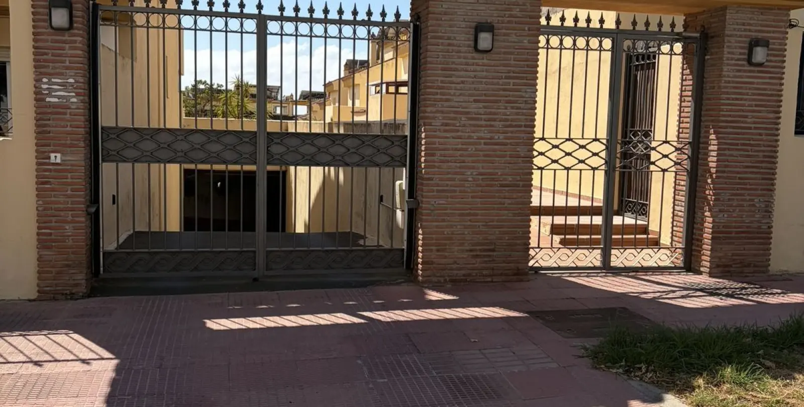 Venta de adosado en Nagüeles 25