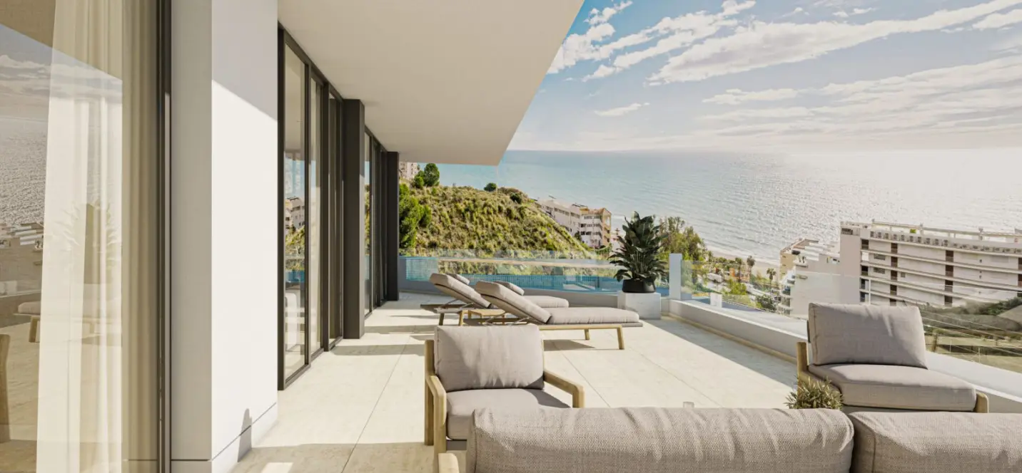 Sale of middle floor apartment in Fuengirola 0
