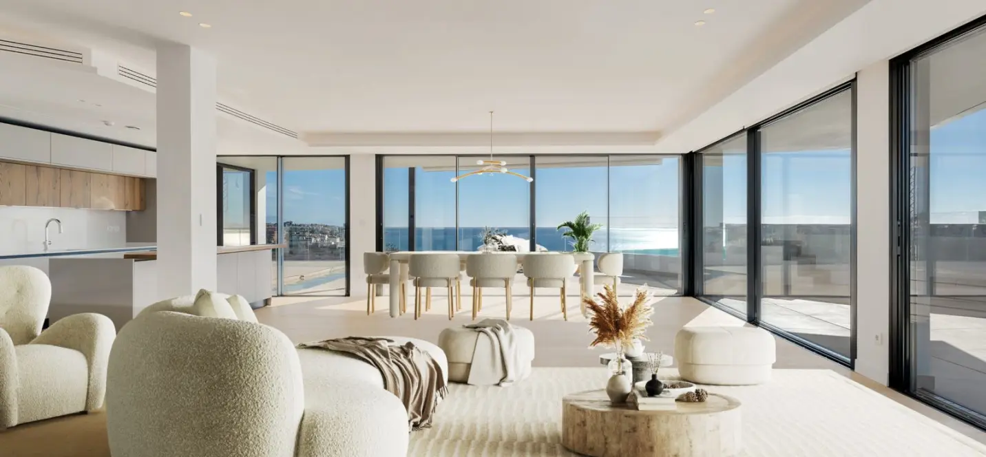 Sale of middle floor apartment in Fuengirola 2