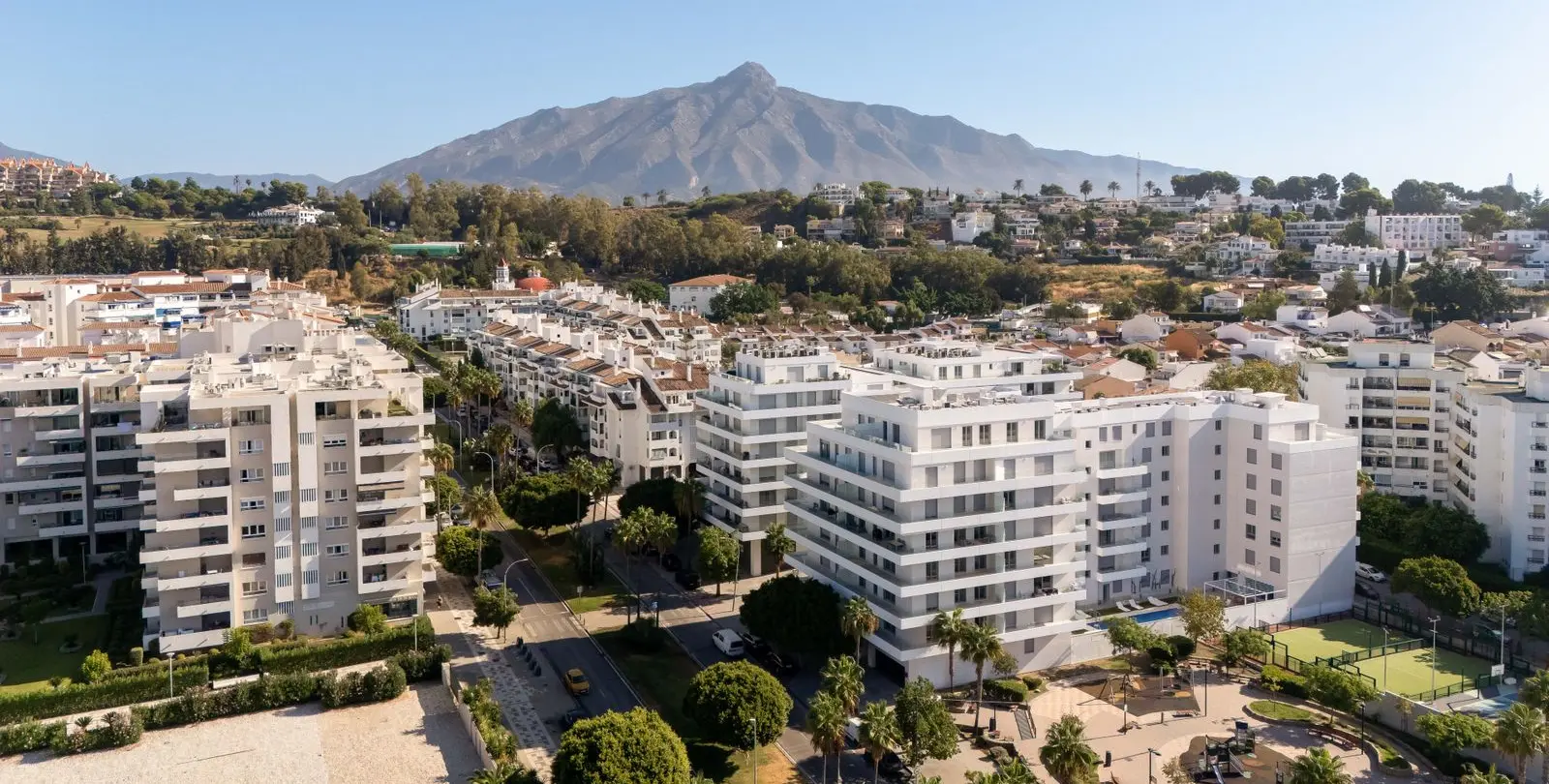 Sale of penthouse in La Campana 2