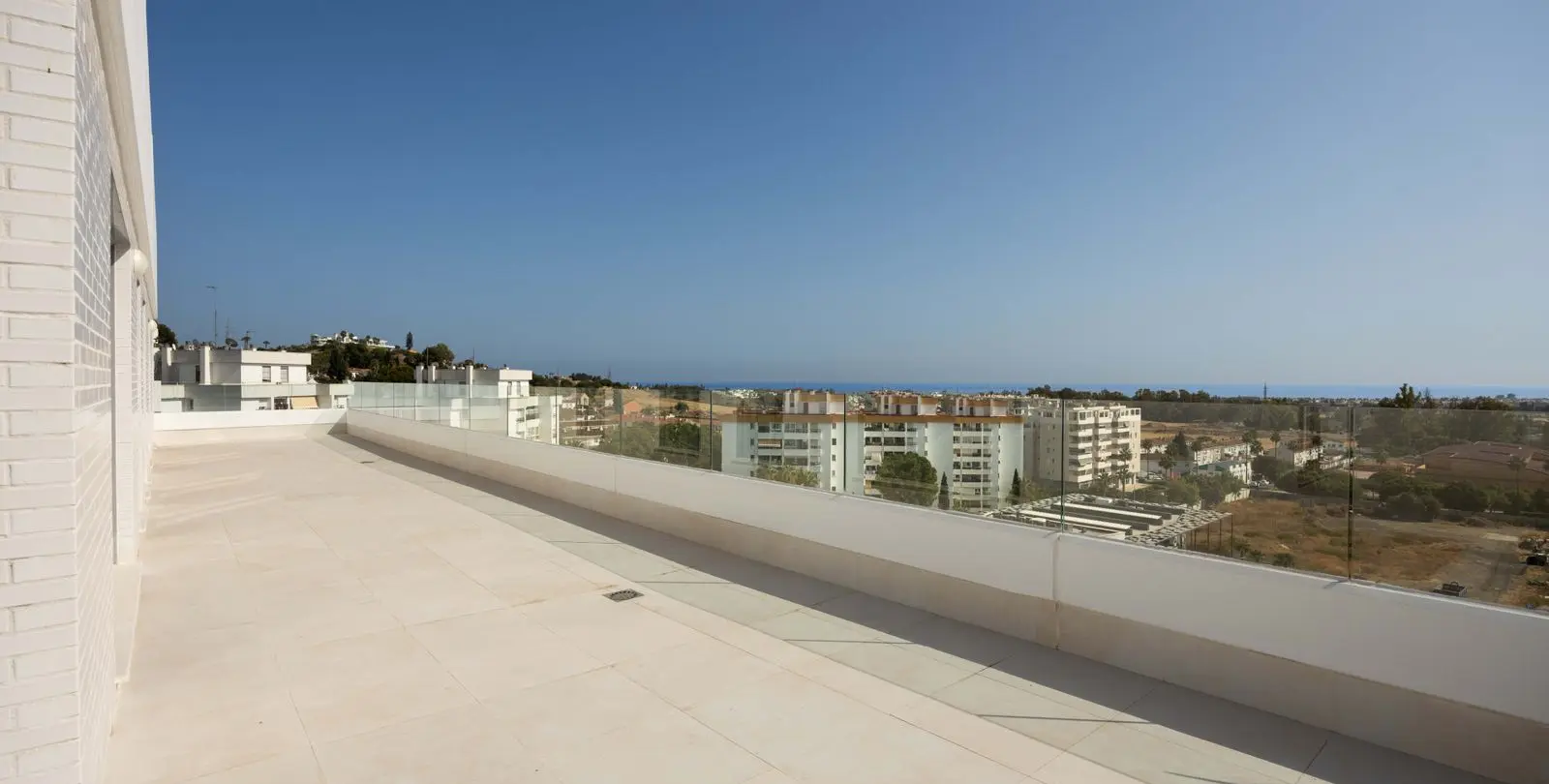 Sale of penthouse in La Campana 4