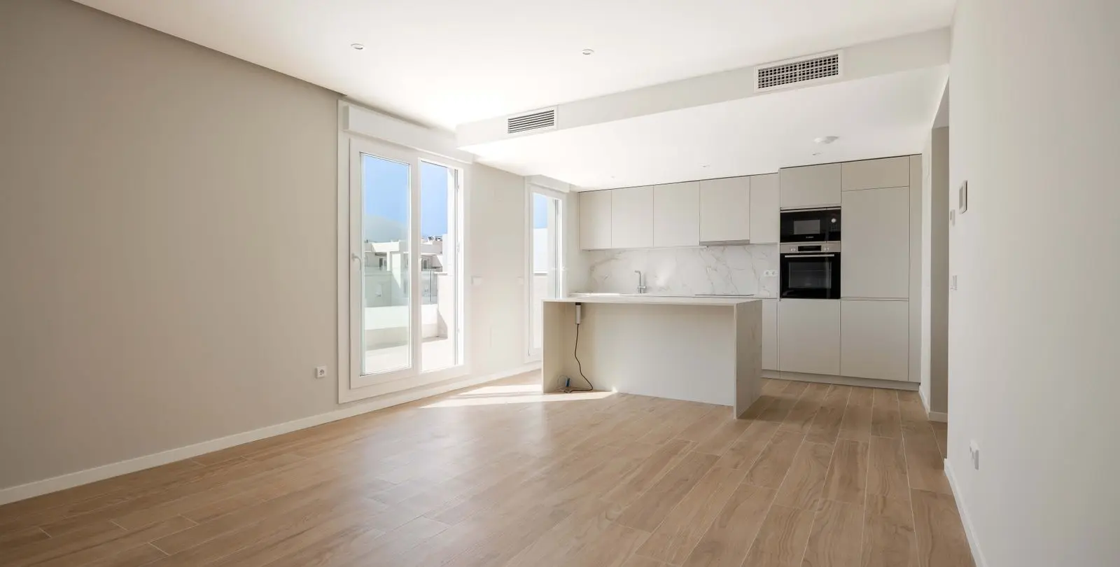 Sale of penthouse in La Campana 9