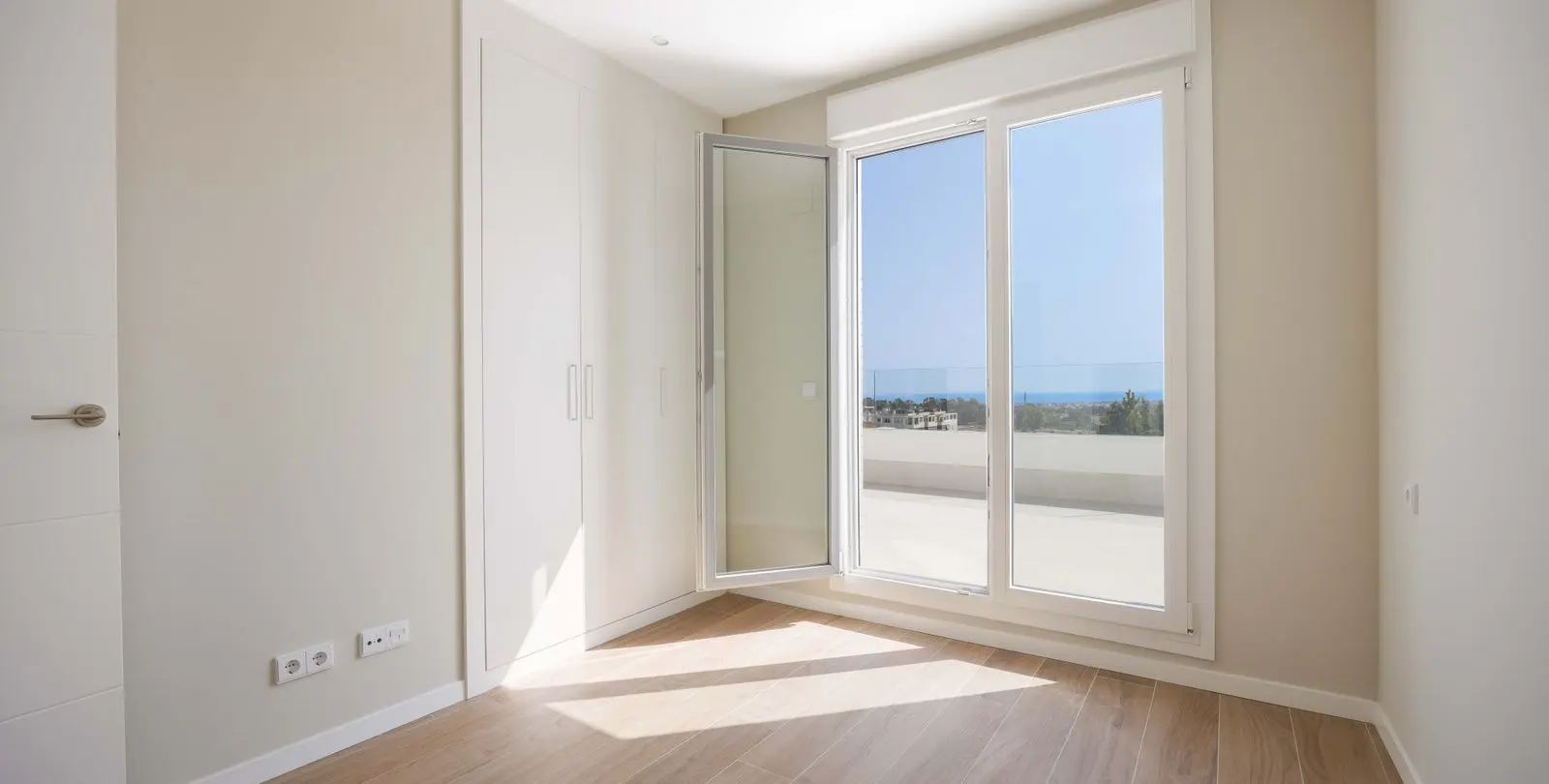 Sale of penthouse in La Campana 16