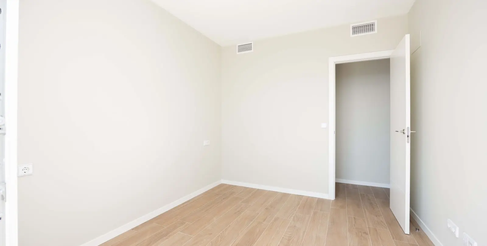 Sale of penthouse in La Campana 17
