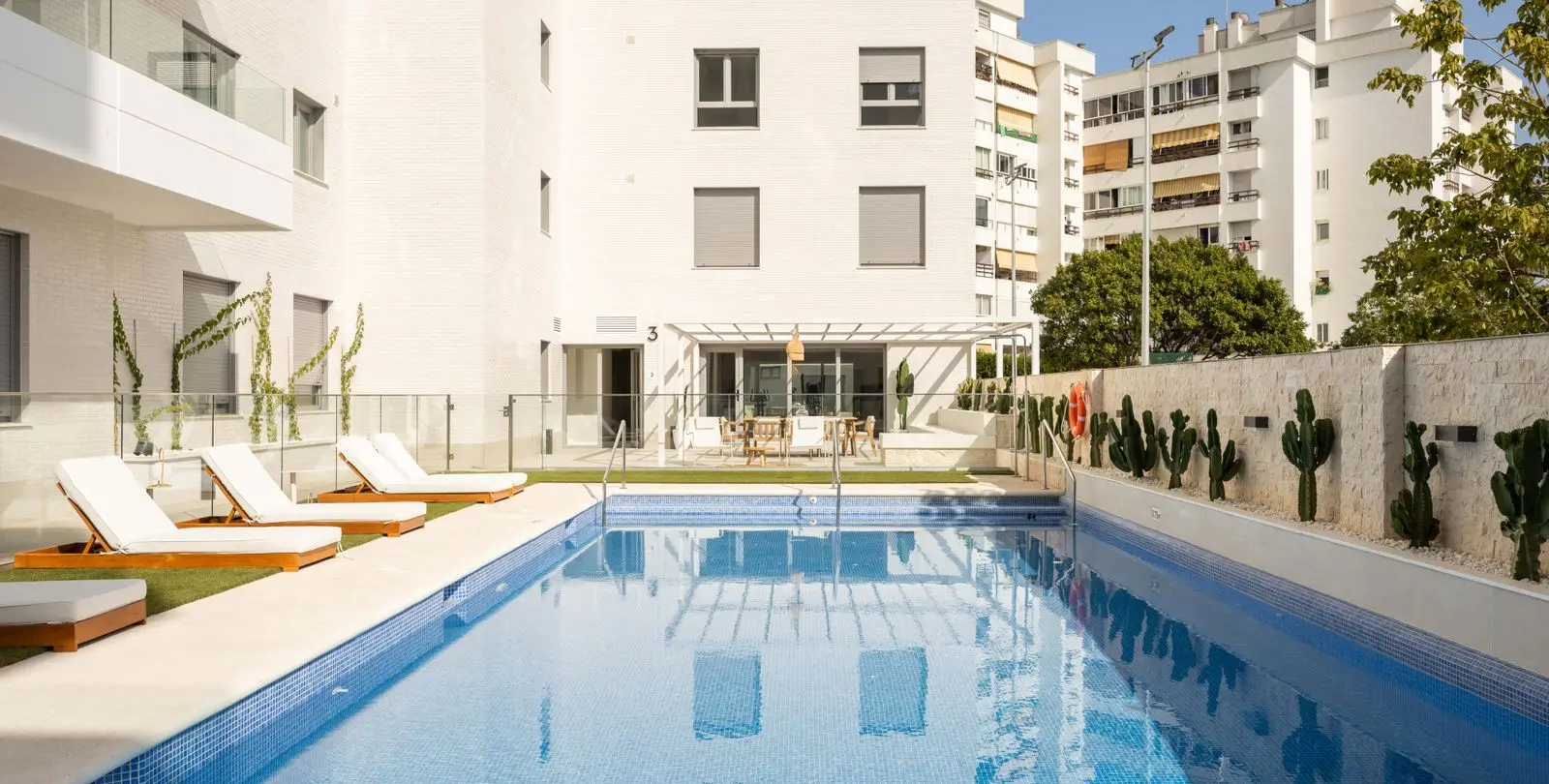 Sale of penthouse in La Campana 27