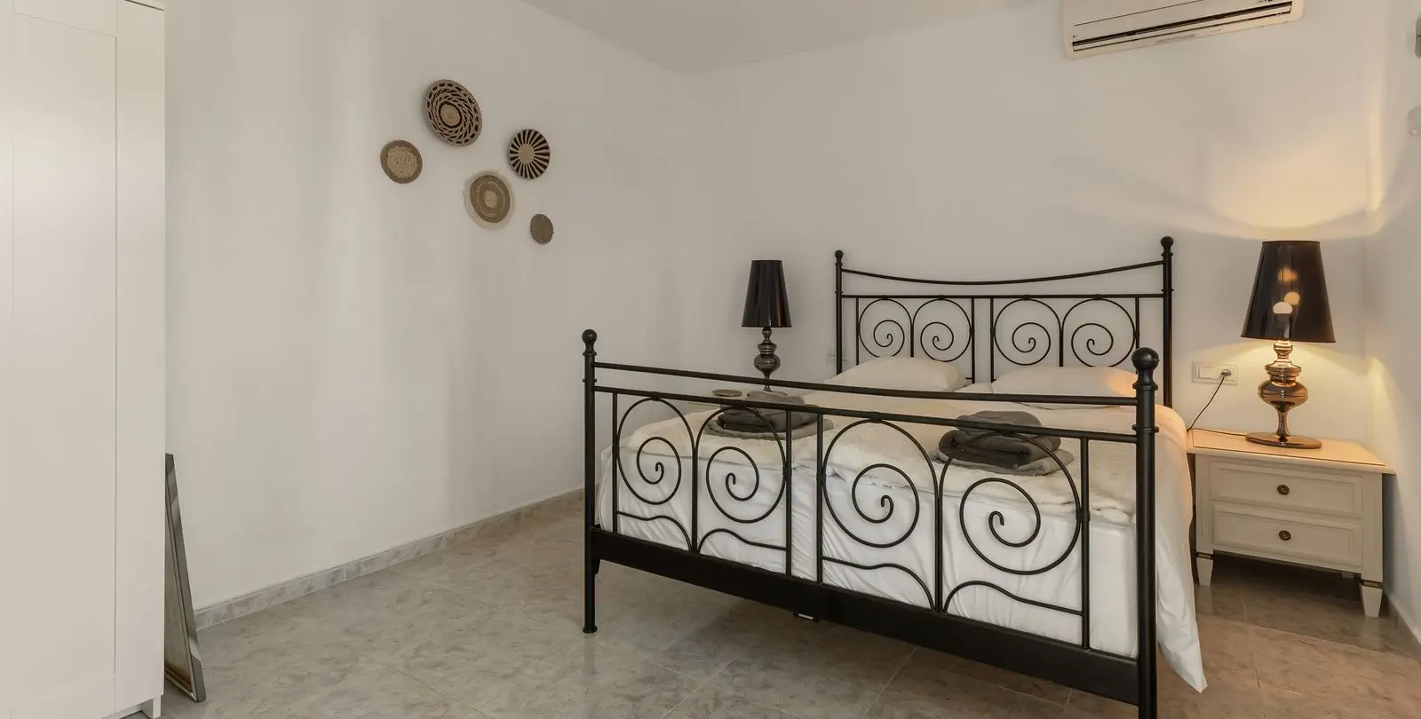 Venta de villa independiente en El Hornillo 25