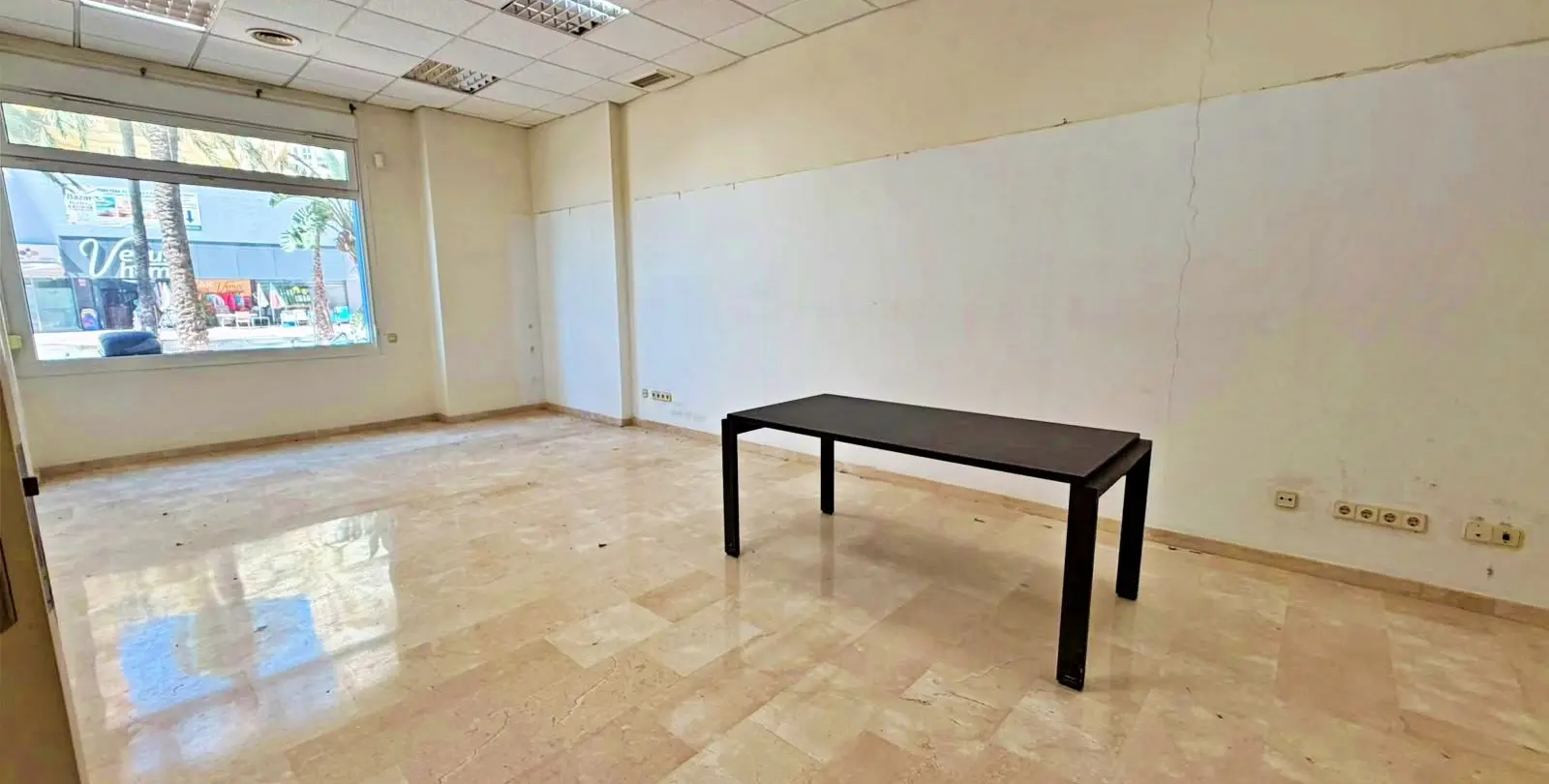 Venta de local comercial en Marbella 1