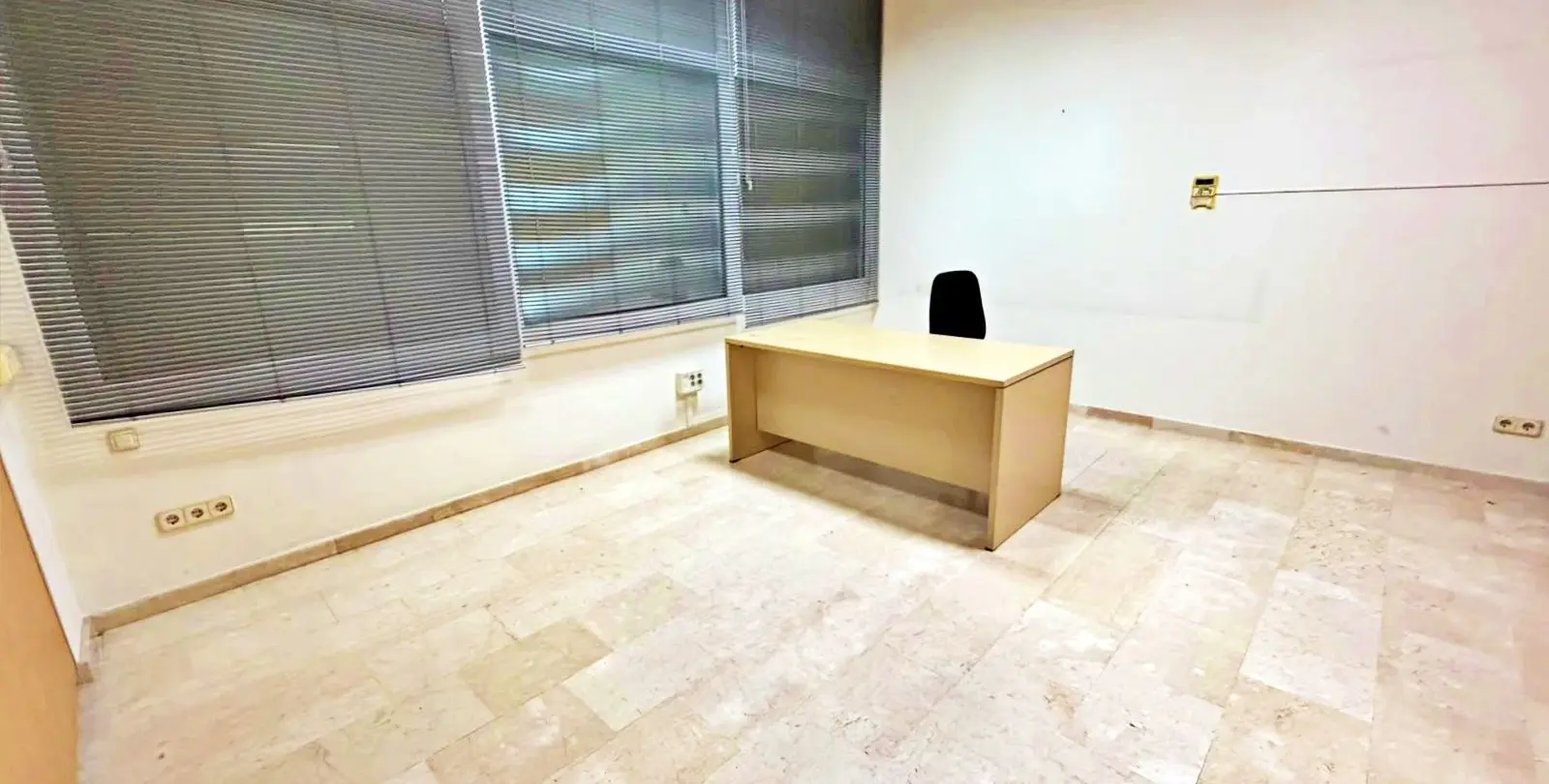 Venta de local comercial en Marbella 4