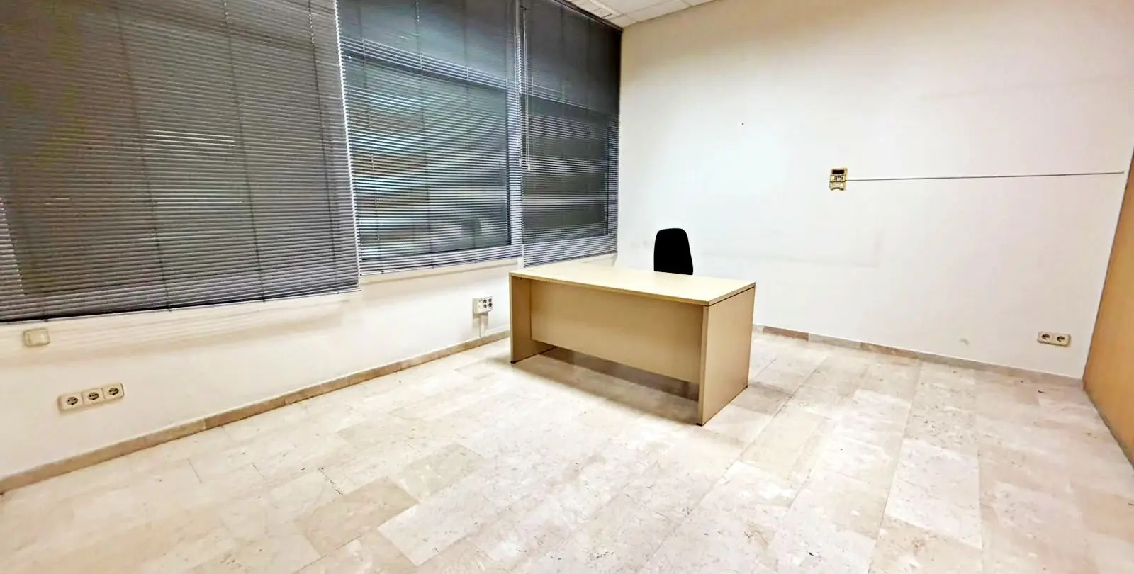 Venta de local comercial en Marbella 9