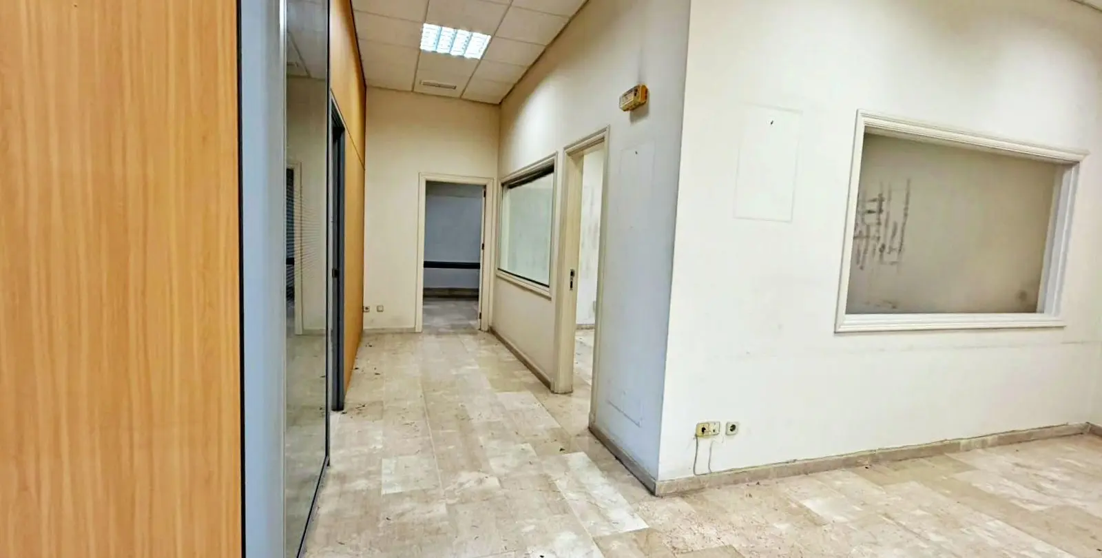 Venta de local comercial en Marbella 10
