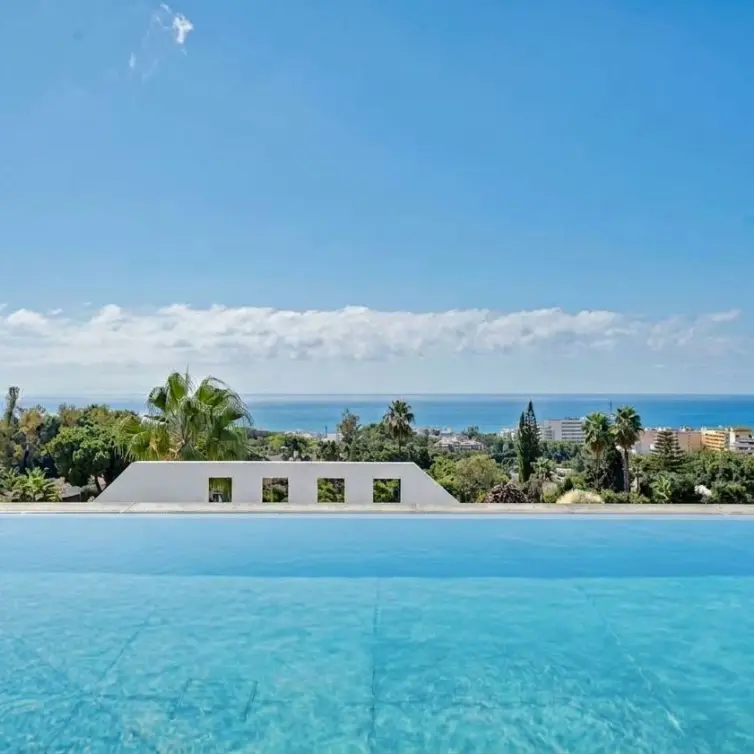 Venta de ático dúplex en Marbella