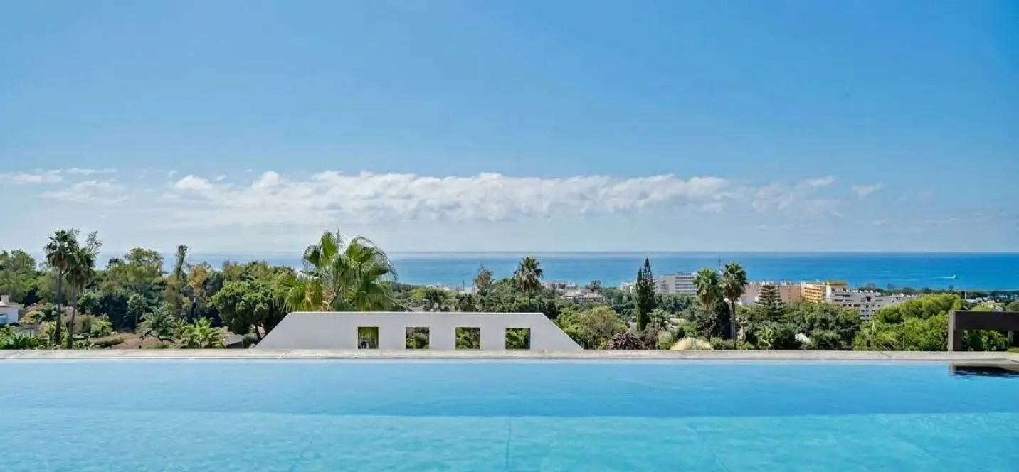 Venta de ático dúplex en Marbella 1