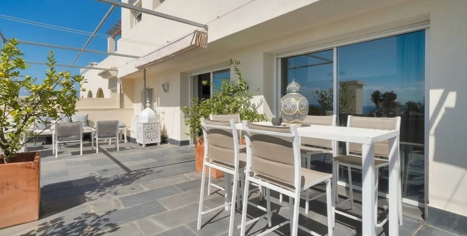 Venta de ático dúplex en Marbella 12