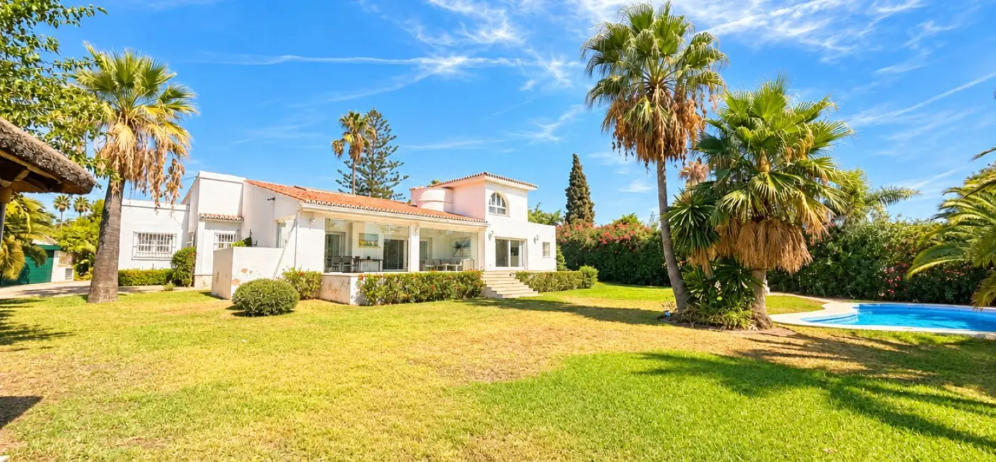 Venta de villa independiente en El Paraiso 0