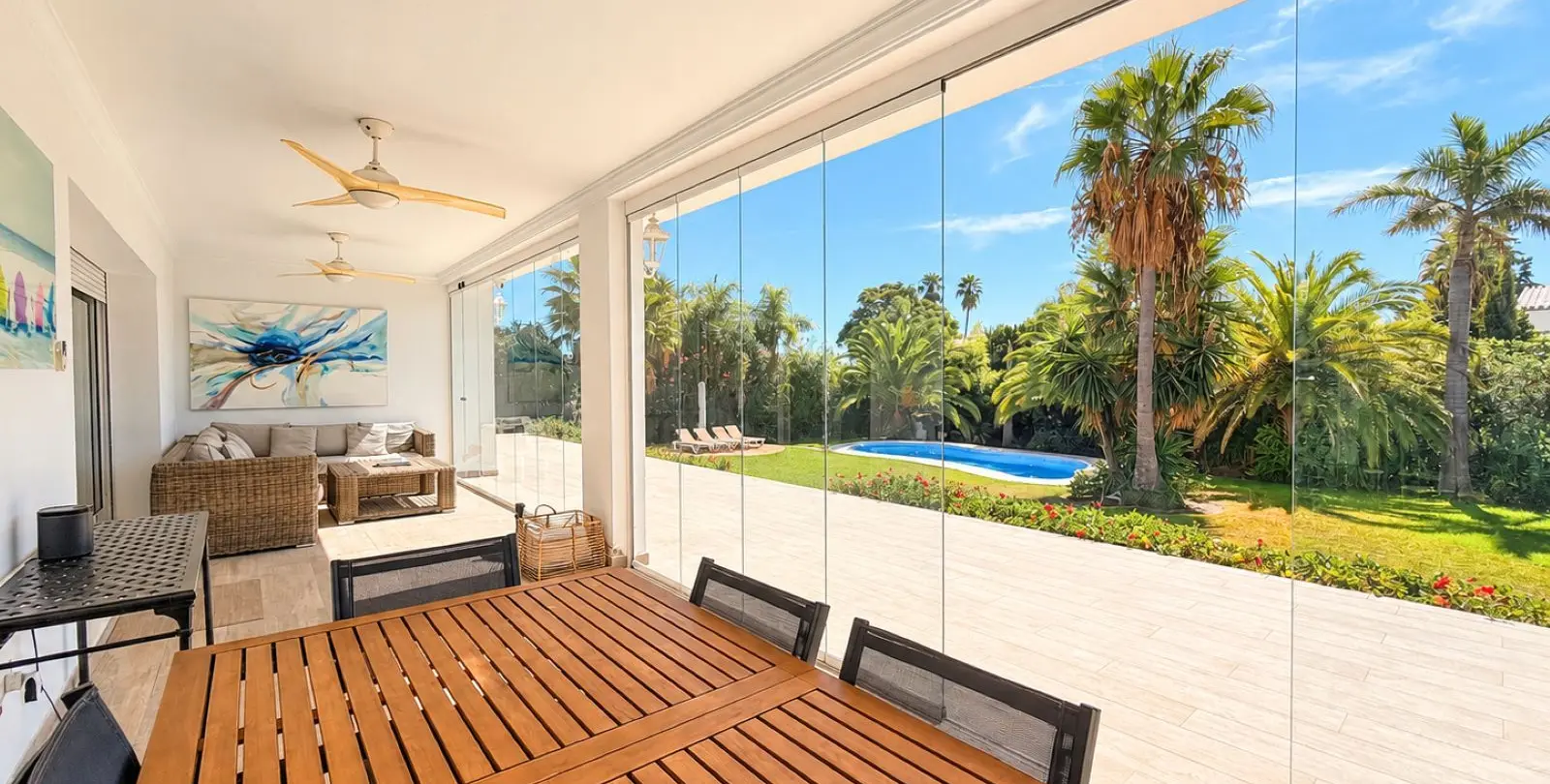 Venta de villa independiente en El Paraiso 14