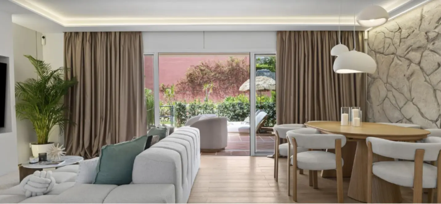 Venta de adosado en Marbella 0