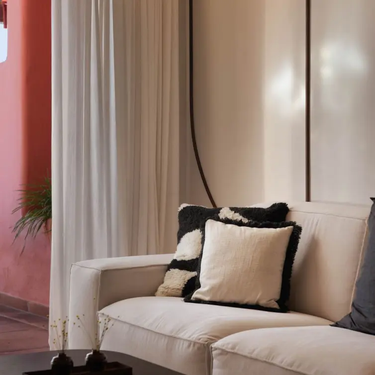 Venta de apartamento en planta media en Estepona