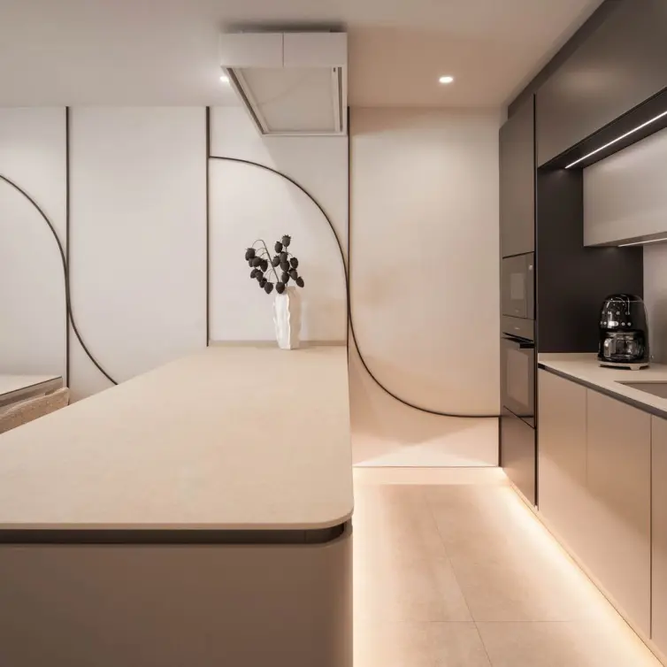 Venta de apartamento en planta media en Estepona