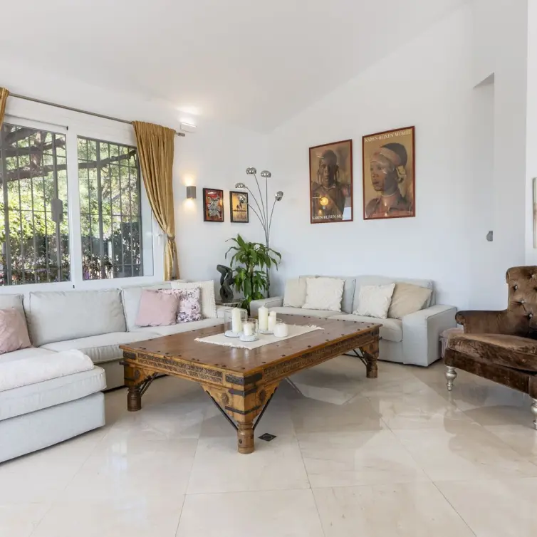Venta de villa independiente en El Rosario