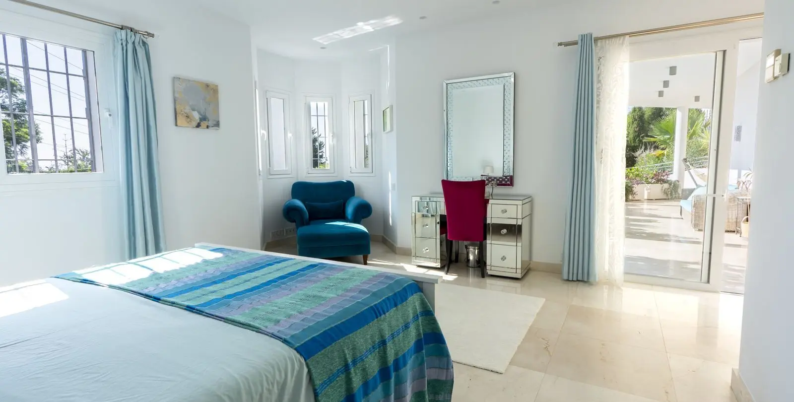 Venta de villa independiente en El Rosario 16