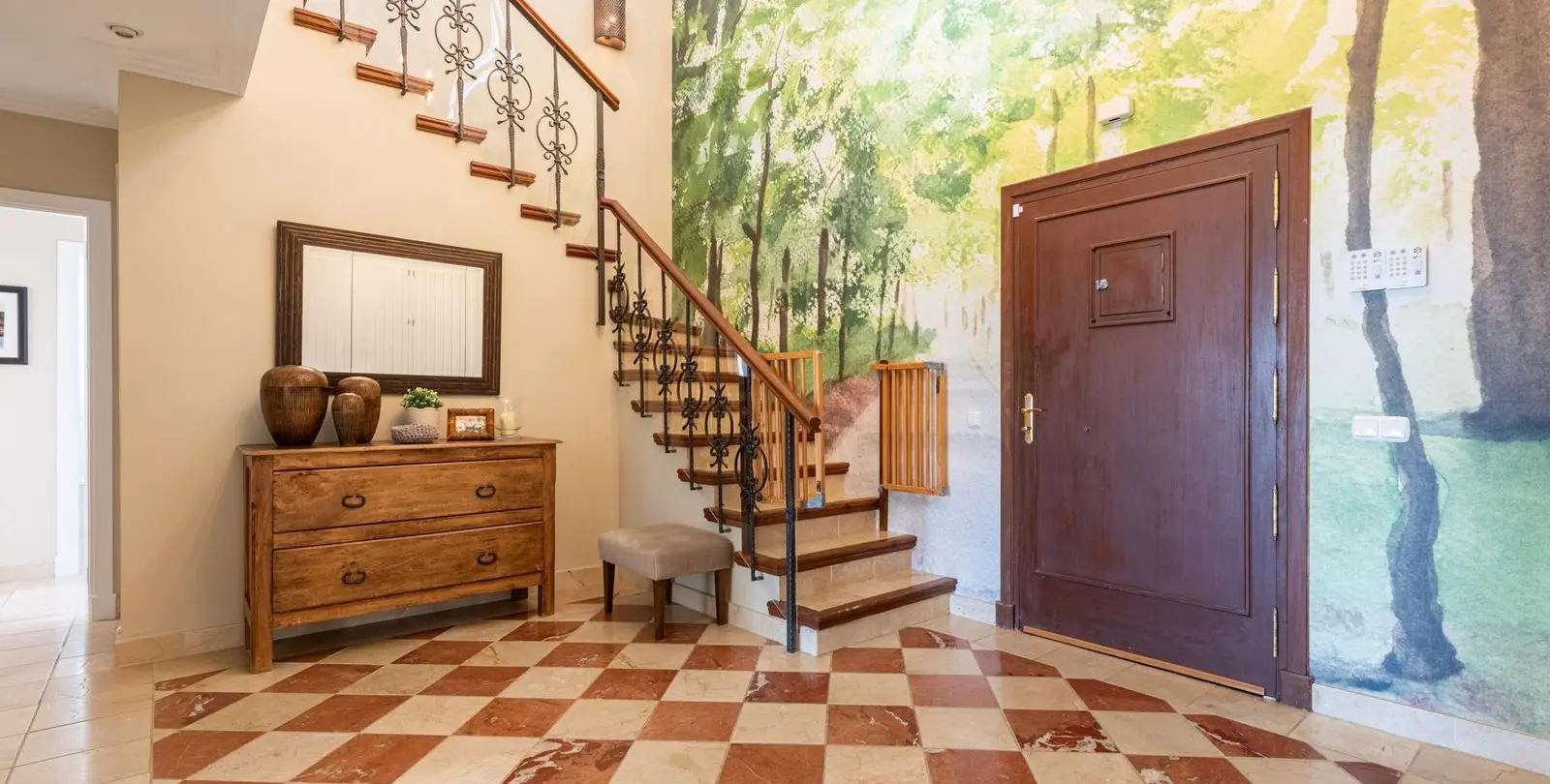 Venta de villa independiente en Nueva Andalucía 13