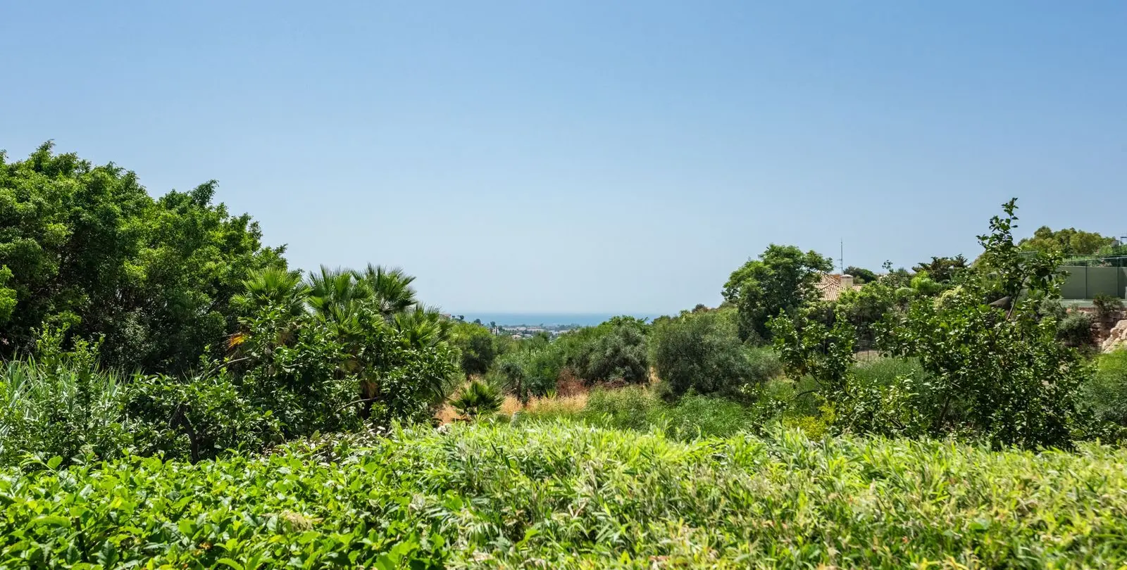 Venta de villa independiente en Nueva Andalucía 35